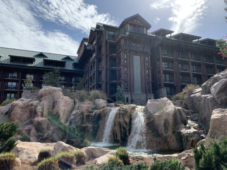 22 Facts about Disney’s Wilderness Lodge (2025)