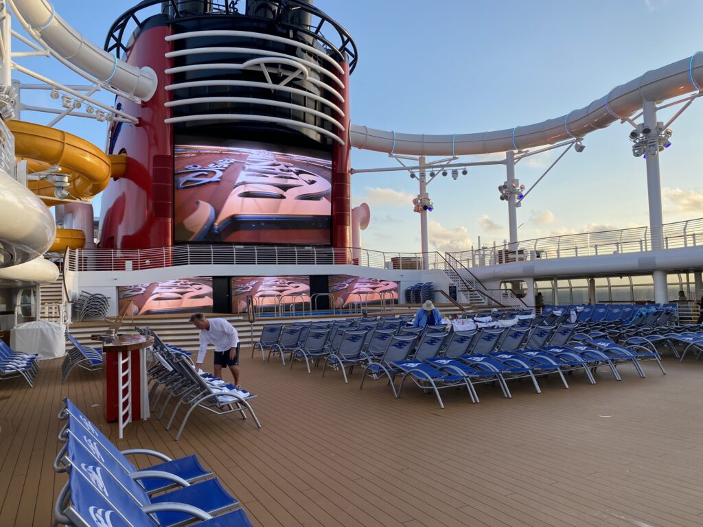 Disney Treasure pool deck